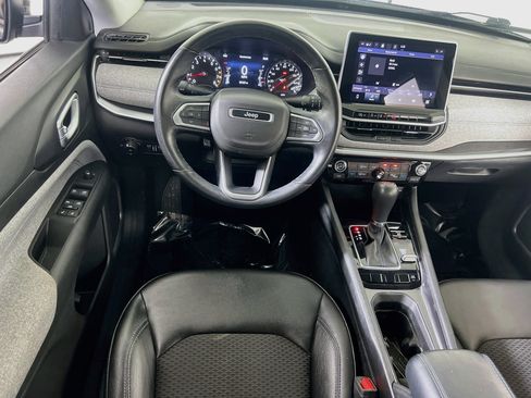 Used 2022 Jeep Compass Latitude w/ Convenience Group AWD/4WD image 21