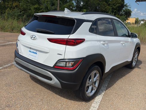 Used 2023 Hyundai Kona SEL w/ Cargo Package AWD/4WD image 2