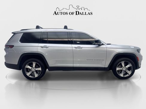 Used 2022 Jeep Grand Cherokee L Limited AWD/4WD image 10