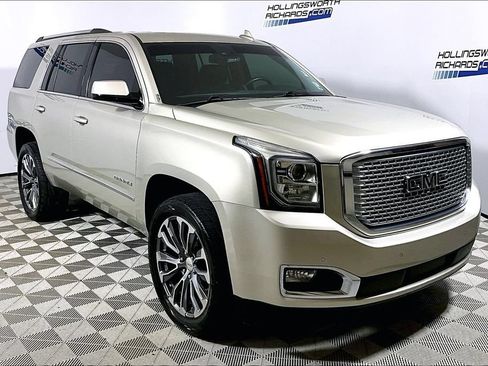 Used 2016 GMC Yukon Denali w/ Open Road Package RWD image 3