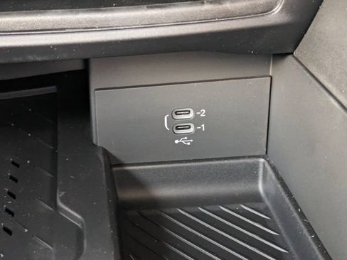 New 2026 Chrysler Pacifica Select FWD image 22
