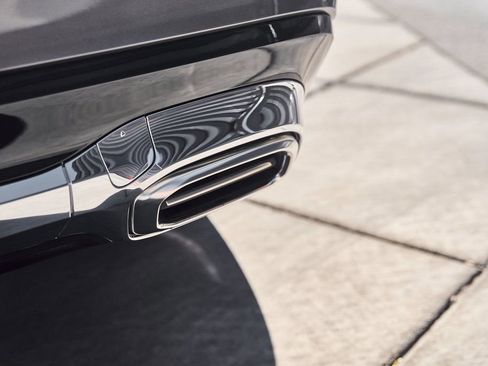 Used 2025 Mercedes-Benz Maybach GLS 600 4MATIC image 15