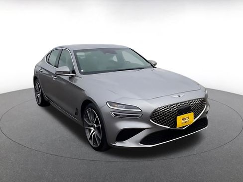 Used 2025 Genesis G70 2.5T RWD image 3