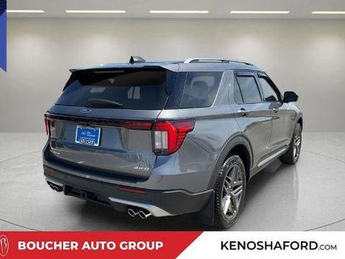 Certified 2025 Ford Explorer Platinum w/ Ultimate Package AWD/4WD image 5