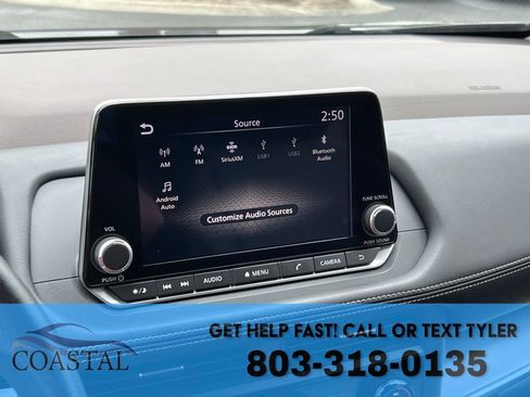 Used 2023 Nissan Rogue SV image 35