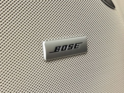 Used 2023 GMC Yukon Denali w/ Denali Reserve Package image 6