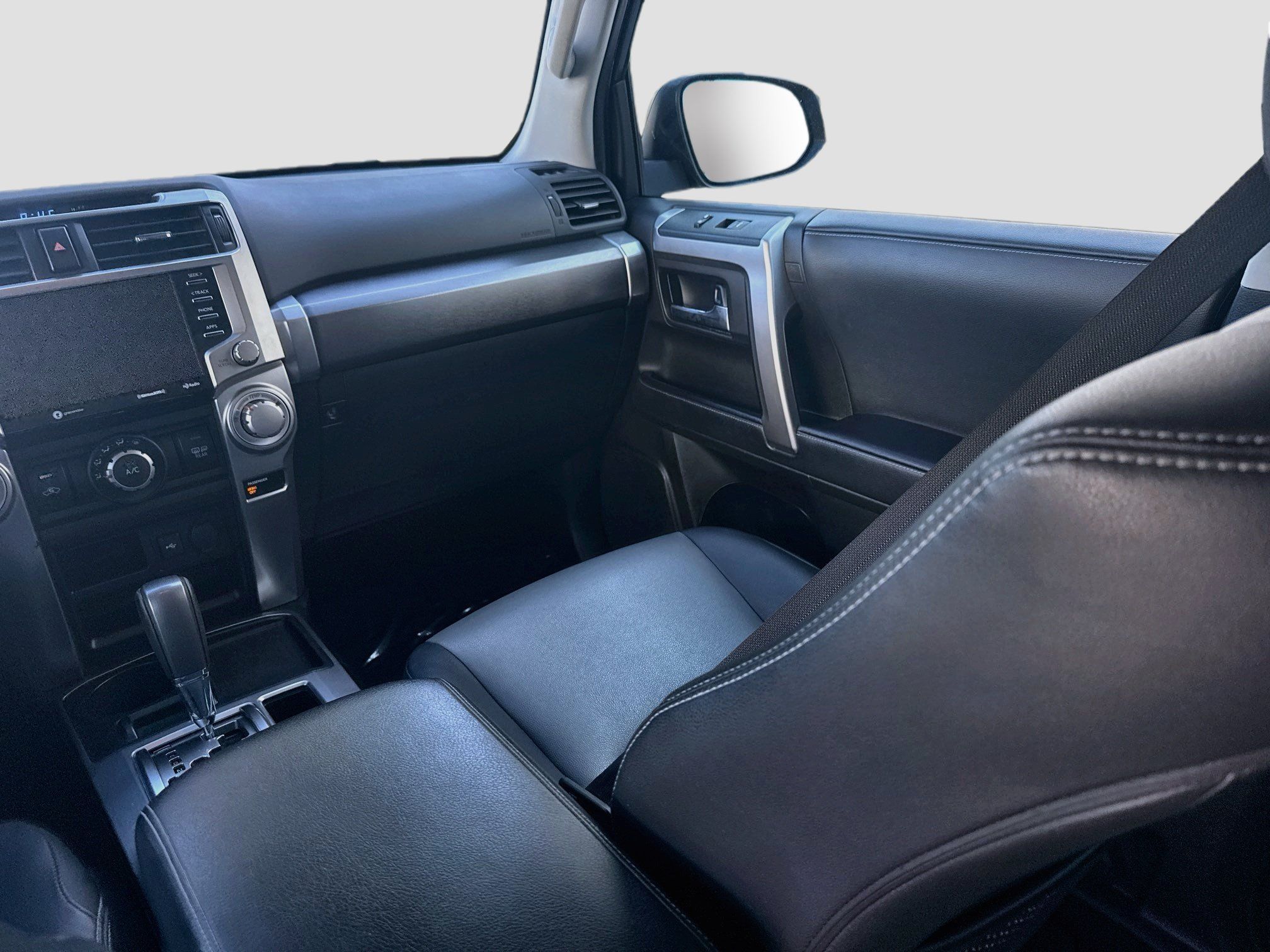 Used 2021 Toyota 4Runner SR5 Premium w/ Moonroof Package RWD image 22