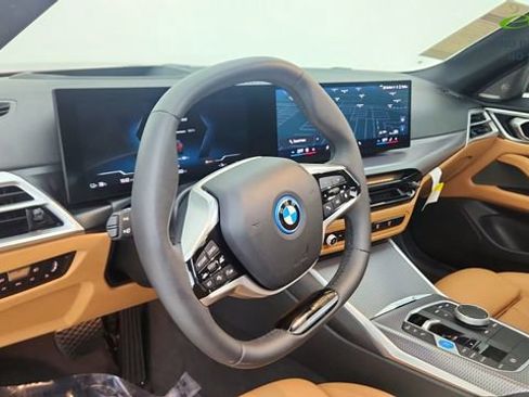 Used 2025 BMW i4 xDrive40i w/ M Sport Package AWD/4WD image 20