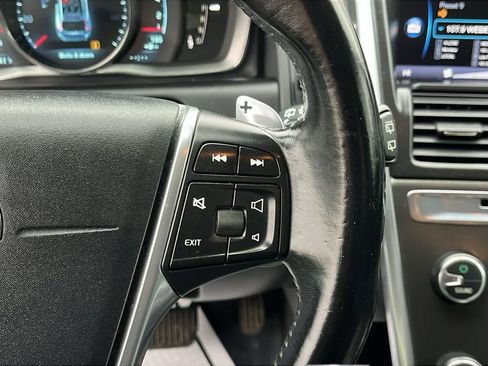 Used 2014 Volvo XC60 T6 image 14