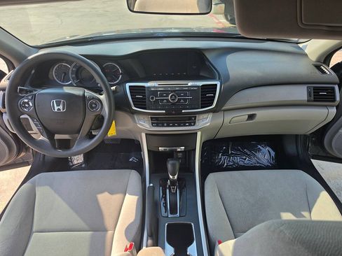 Used 2013 Honda Accord LX image 25