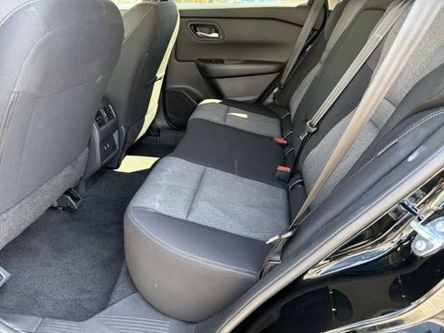 Certified 2025 Nissan Rogue SV image 20