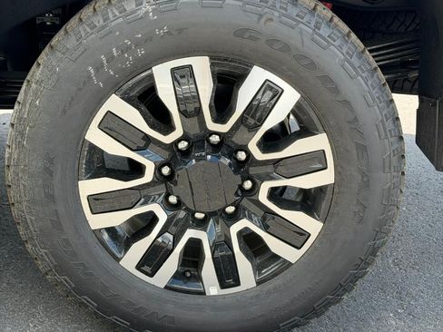 New 2026 GMC Sierra 2500 Denali Ultimate AWD/4WD image 52