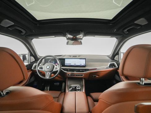 Used 2024 BMW X7 M60i w/ Executive Package AWD/4WD image 15
