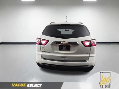 Used 2015 Chevrolet Traverse LT FWD image 7