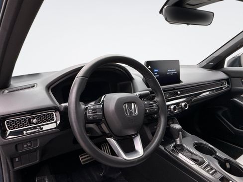 Used 2025 Honda Civic Sport Touring image 10