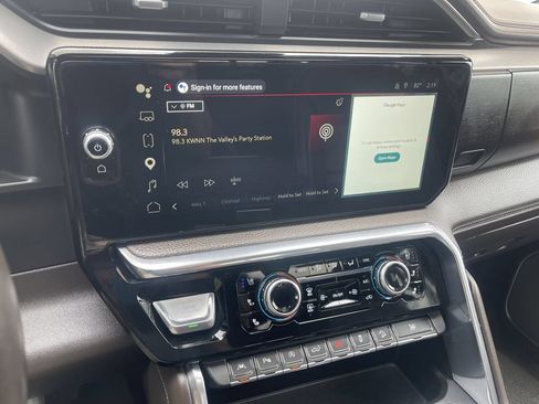 Used 2024 GMC Sierra 1500 Denali w/ Denali Reserve Package AWD/4WD image 13