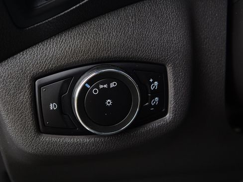 Used 2016 Ford Transit Connect XLT image 33