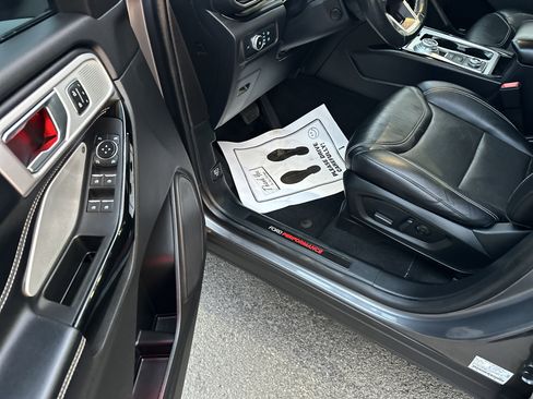 Used 2021 Ford Explorer ST w/ Equipment Group 401A image 11