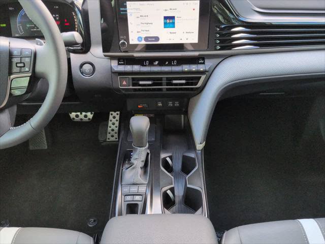 Certified 2026 Toyota Camry SE FWD image 17