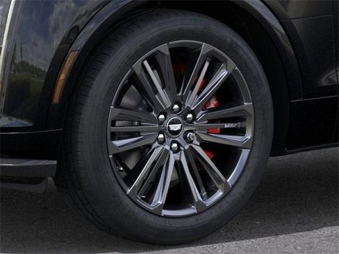 New 2026 Cadillac Lyriq V w/ Exterior Carbon Fiber Package image 9