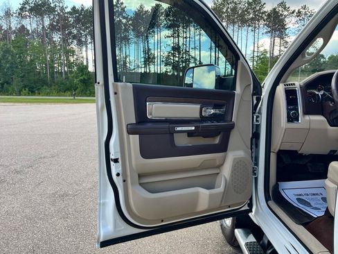 Used 2017 RAM 2500 Laramie w/ Protection Group AWD/4WD image 10