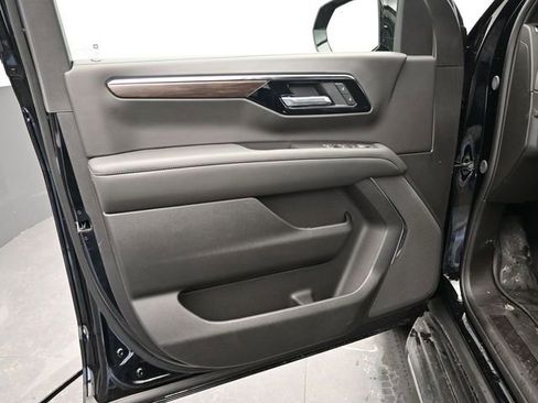 New 2026 Chevrolet Tahoe LS image 17