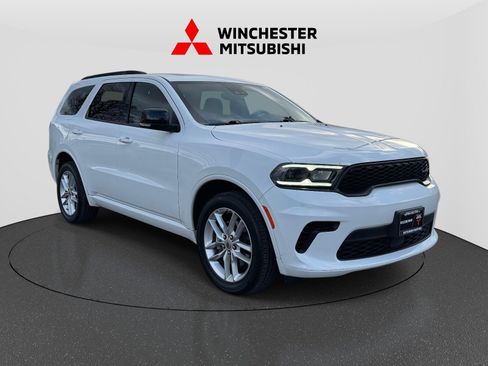 Used 2024 Dodge Durango GT image 1