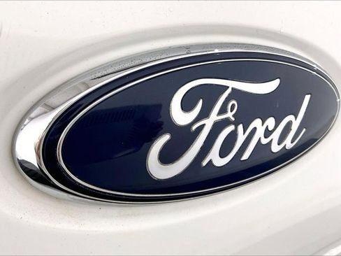 Used 2015 Ford F250 XL w/ XL Value Package image 28