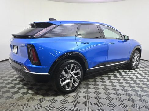 New 2025 Cadillac Optiq Luxury 1 w/ LPO, Floor Liner Package AWD/4WD image 7