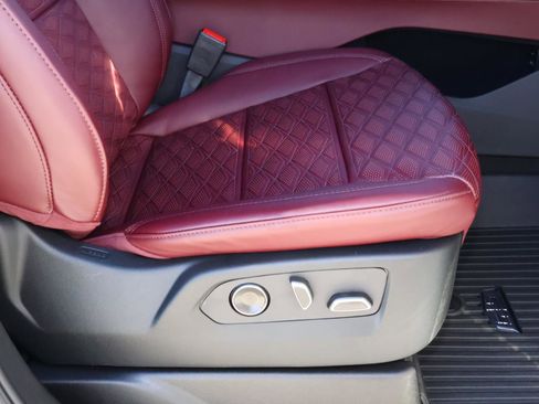 Used 2026 Cadillac Escalade Sport w/ LPO, Floor Liner Package image 27