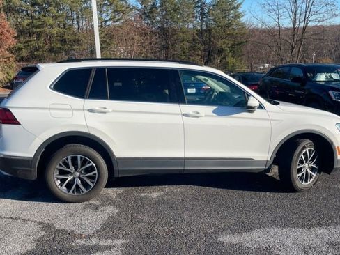 Used 2020 Volkswagen Tiguan SE image 4