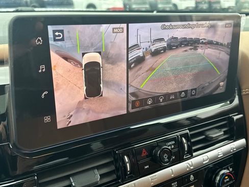 New 2026 Nissan Pathfinder Platinum image 23