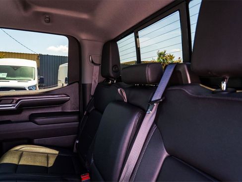 Used 2022 Chevrolet Silverado 1500 LTZ w/ LTZ Premium Package AWD/4WD image 23