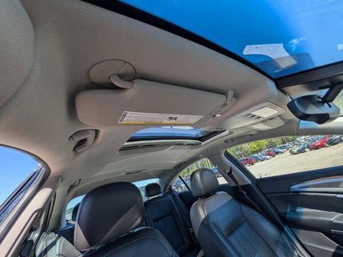 Used 2016 Buick Regal FWD image 31