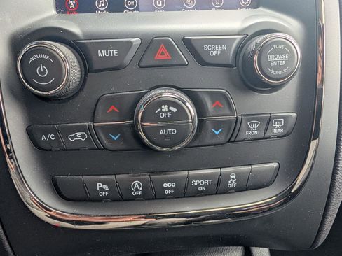 Used 2020 Dodge Durango GT image 17