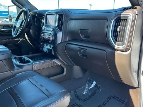 Used 2023 GMC Sierra 2500 Denali w/ Denali Ultimate Package image 8