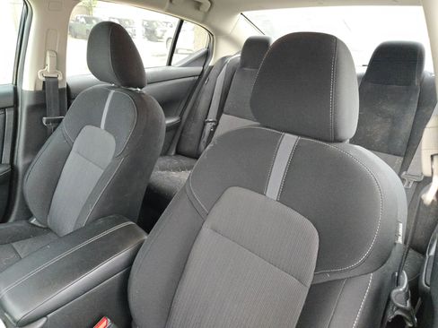 Used 2023 Nissan Sentra SV w/ All-Weather Package FWD image 9