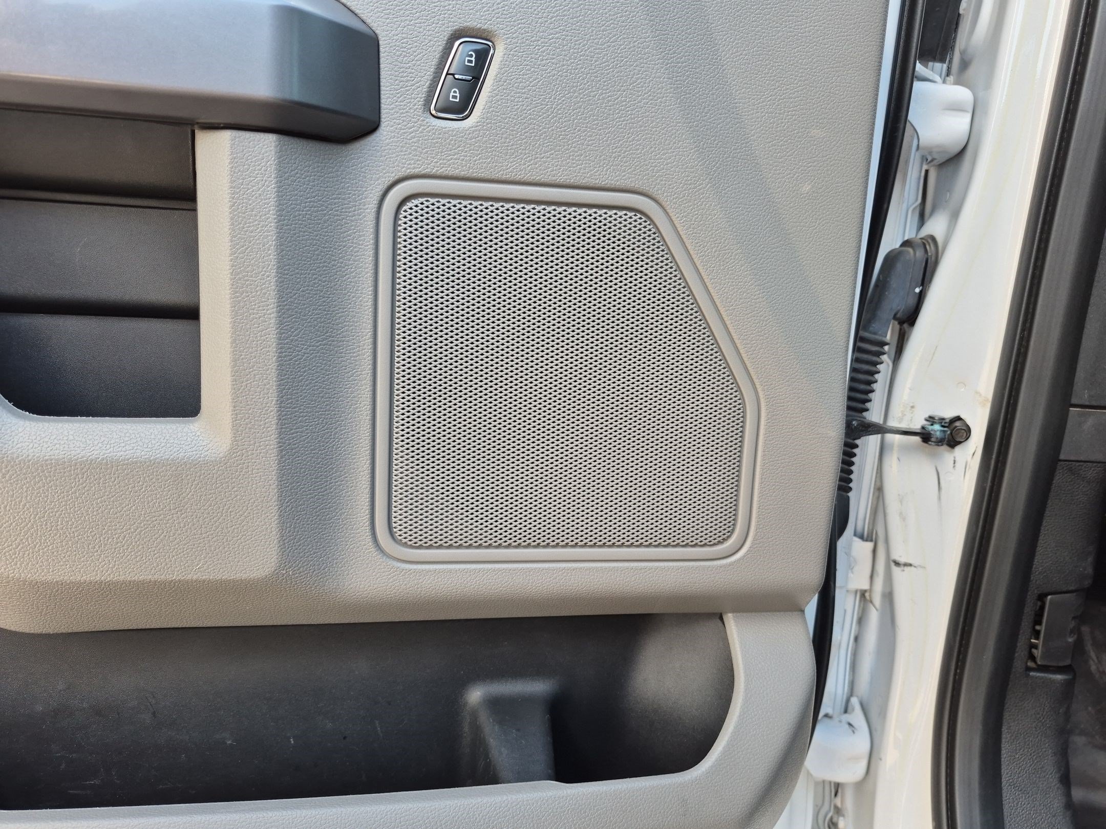 Used 2019 Ford F150 XLT w/ Equipment Group 301A Mid AWD/4WD image 13