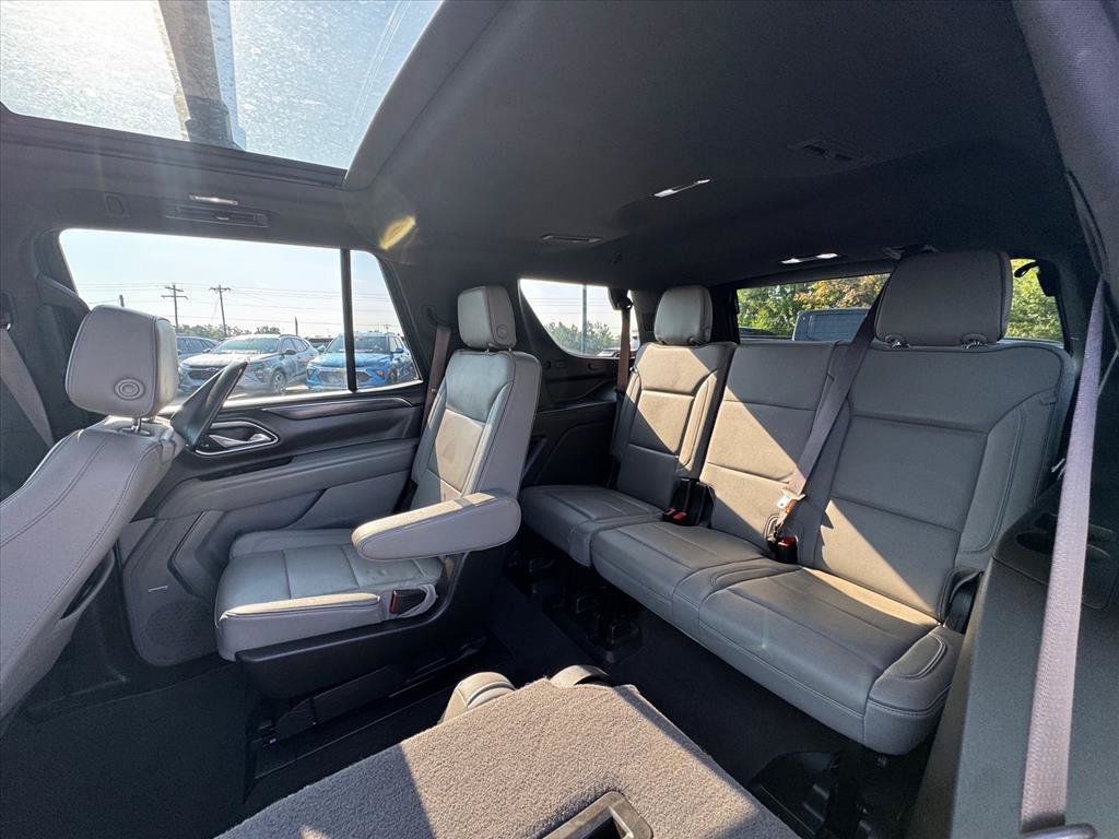 Used 2021 GMC Yukon SLT w/ SLT Luxury Plus Package AWD/4WD image 14