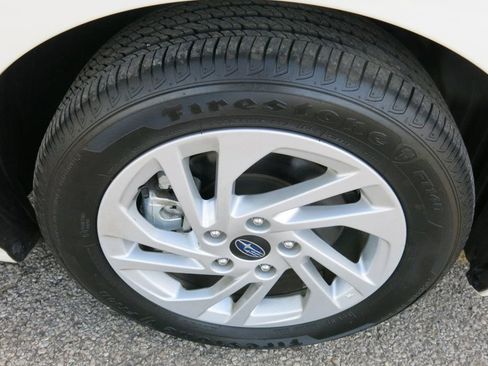 Used 2024 Subaru Impreza 2.0i AWD/4WD image 35