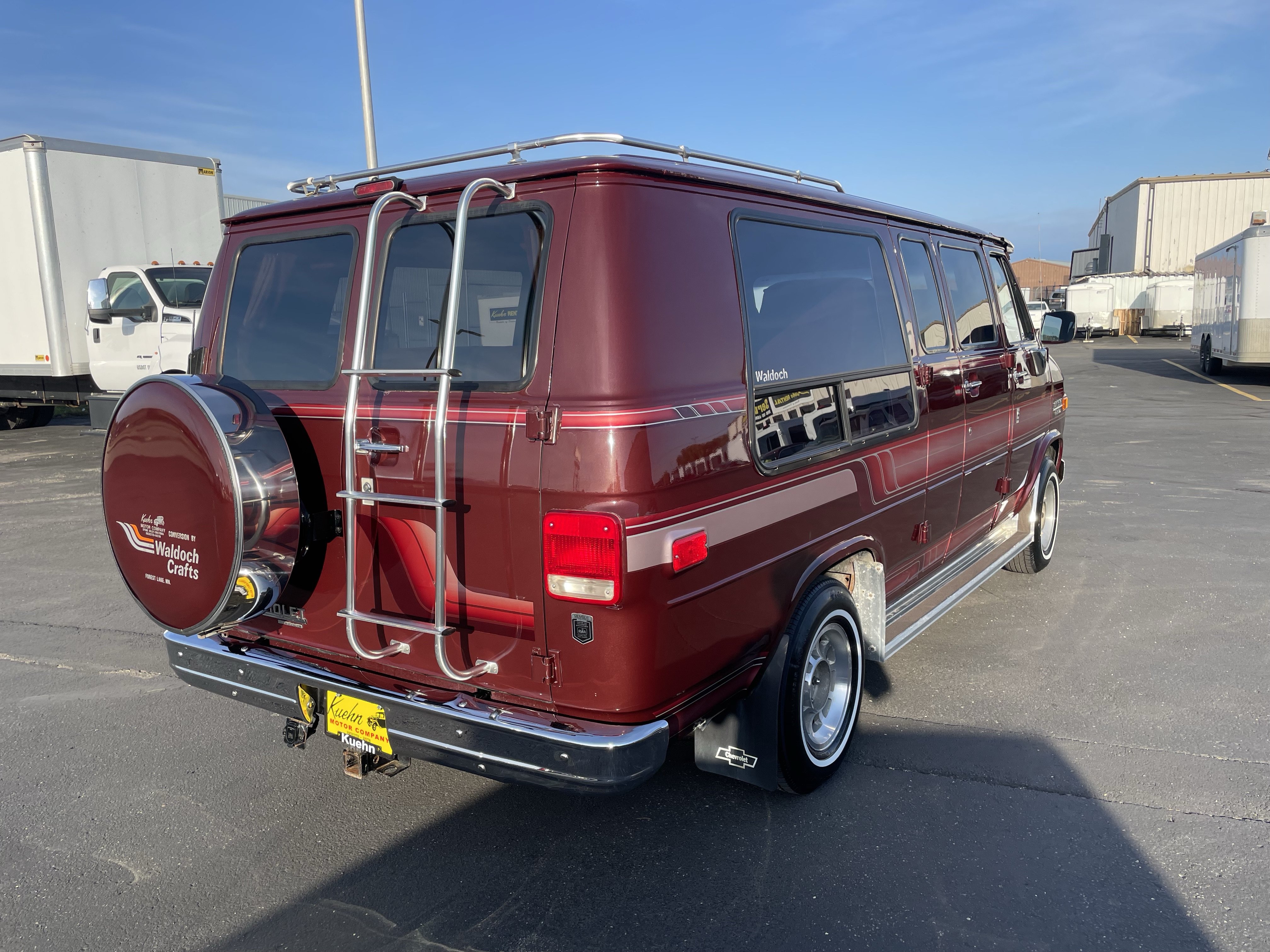 Used 1989 Chevrolet G20 RWD image 6