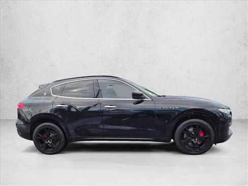 Used 2017 Maserati Levante w/ Sport Package AWD/4WD image 5