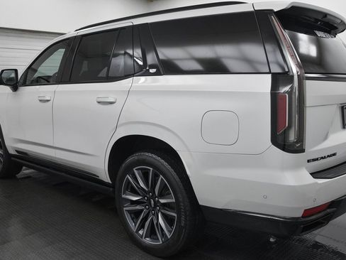 Used 2022 Cadillac Escalade Sport Platinum image 5