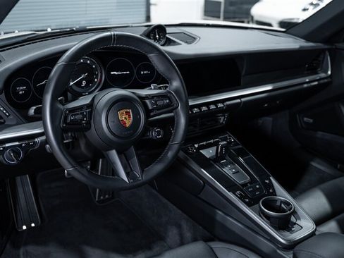 Used 2021 Porsche 911 Carrera RWD image 46