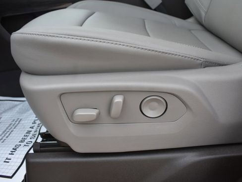 New 2026 Chevrolet Silverado 1500 LTZ w/ LTZ Premium Package image 17