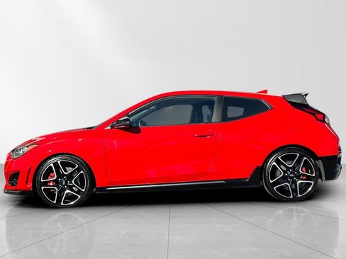 Used 2022 Hyundai Veloster N image 6