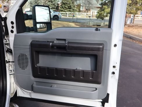 Used 2014 Ford F250 XL w/ XL Appearance Package image 25