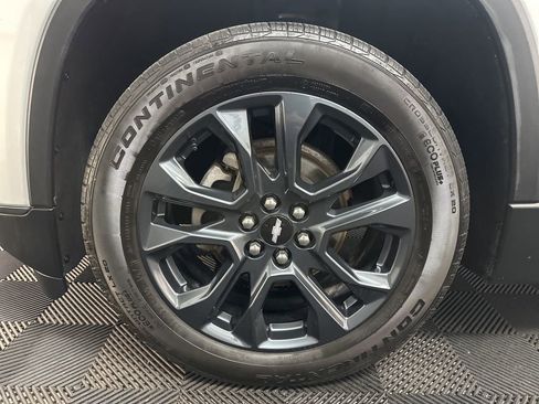 Used 2021 Chevrolet Traverse RS AWD/4WD image 45