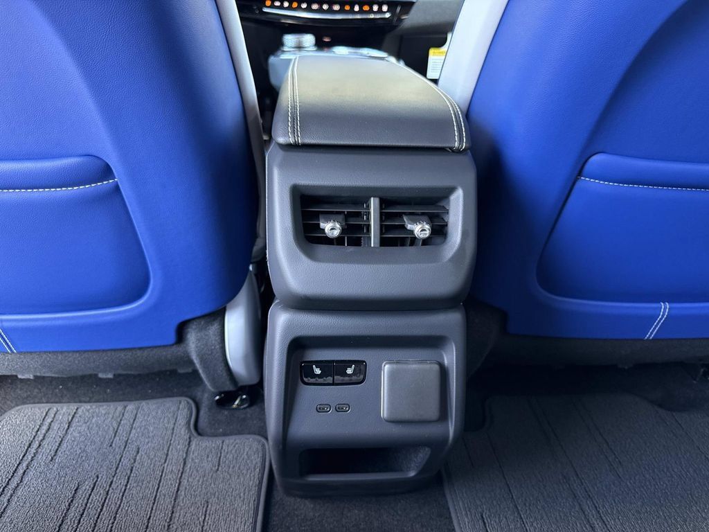 New 2027 Cadillac Optiq V w/ Deep Ocean Design Edition AWD/4WD image 16