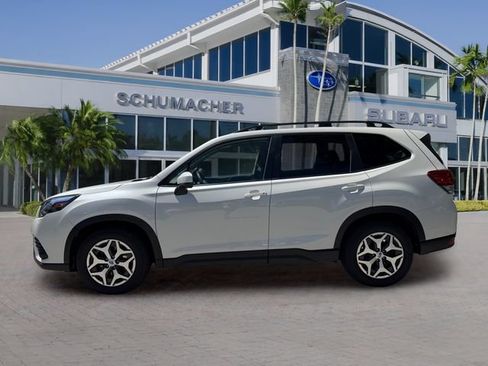 Used 2023 Subaru Forester Premium AWD/4WD image 4